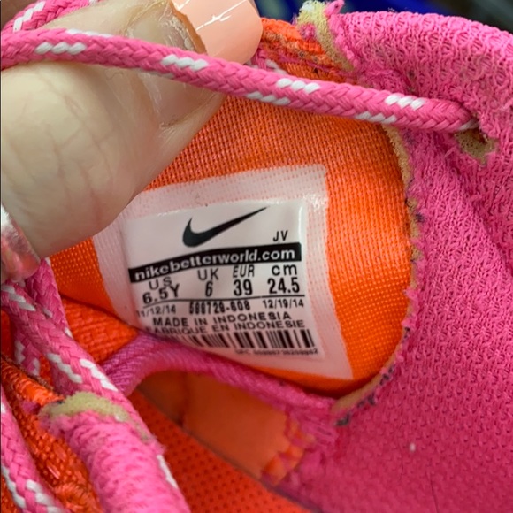 Nike roshe $19 Tuesday only - Picture 4 of 4